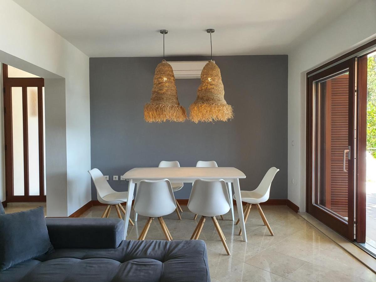 Apartments Villa Oliva Turanj Exterior foto
